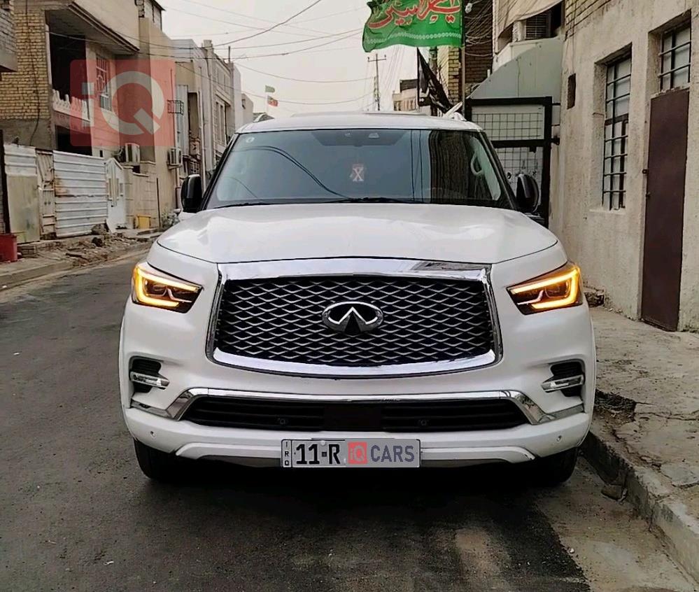 Infiniti QX80